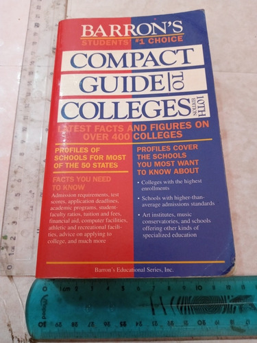 Compact Guide To Colleges Barrons (us) 