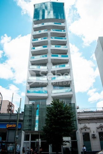 Imagen 1 de 7 de Venta De Semipiso De 2 Dormitorios En Av. 44 E/ 11 Y 12