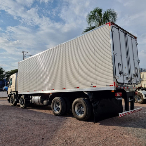 Imagem 7 de 15 de Caminhão 310 Bitruck 8x2 Scania P310 Baú Câmara Fria 2017