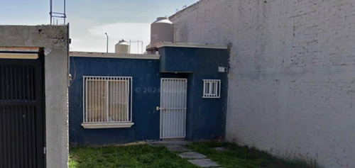 Casa En Remate Bancario En Juan De Chavarría, Villa Salamanca, Guanajuato