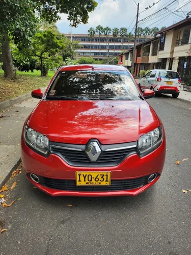 Renault Logan 1.6 Privilege / Intens