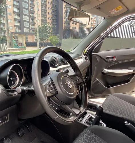 Suzuki Swift 1.2 Hybrid 2Wd