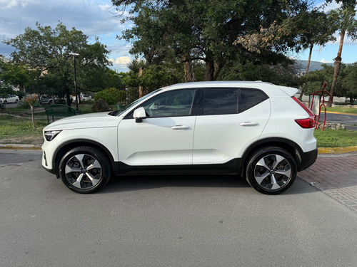 El B5 Awd Es Un Mild Hybrid Con Un Motor De Gasolina De 2.0