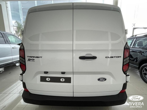 Ford Transit Custom Van Corta
