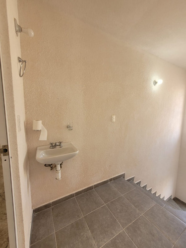 En Venta Casa Con 3 Recámaras ¡recién Remodelada! A 15 Mins Del Aifa
