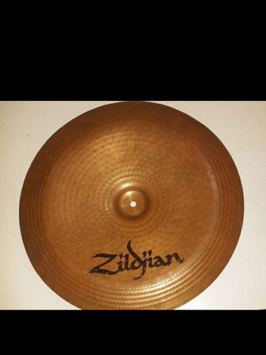 Platillo Zildjian China 18  