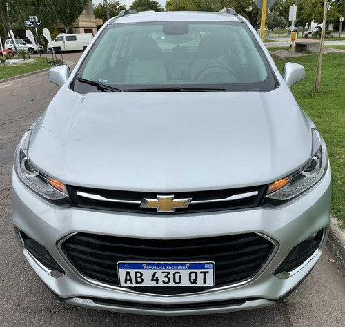 Chevrolet Tracker Ltz Única Mano 2017 L/nueva Permuto