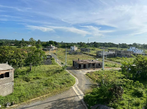 Imagen 14 de 15 de Vendo Solar Comercial De 150 A 385 Mt2 En Plena Avenida Ubicado En Residencial Privado Con Agua Luz Y Calles En Santo Domingo Norte Próximo A La Estación Del Metro Mamá Tingo, La Sirena Y El Parque V