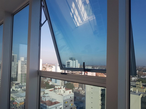 Oficina En Venta Ubicado En Banfield, Lomas De Zamora