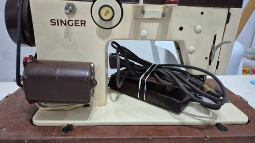 Máquina De Coser Singer Dual Automática 842 Marrón Oscuro (Usado)