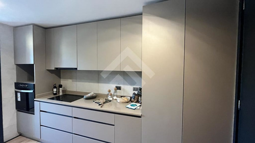 Departamento En Venta De 3 Dorm. En Vitacura