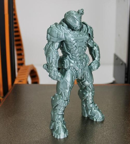 Action Figura Doom Eternal Colecionável Decoração Estátua