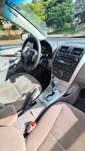 Toyota Corolla 1.8 16v Gli Flex Aut. 4p