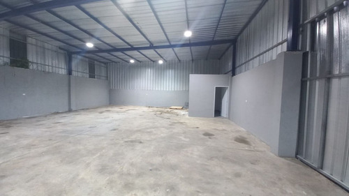 Nave Indistrial En Alquiler En Jacobo Majluta