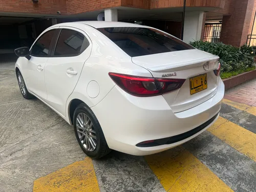 Mazda 2 Sedan 1.5 Grand Touring Lx At