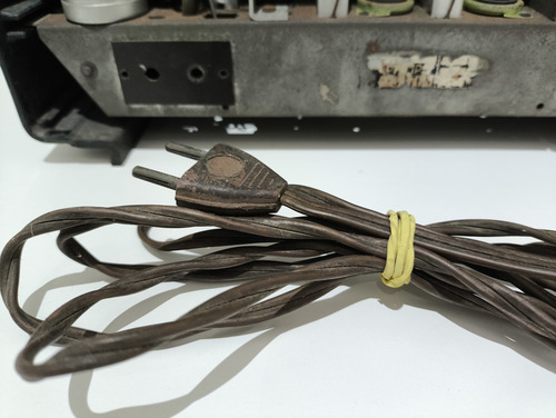 Rádio Valvulado Philips Baquelite Ano 1961 Leia Restaurar! (Usado)