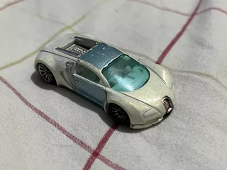 Hot Wheels Bugatti Veyron Blanco Perla Con Azul