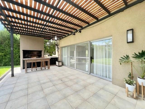 Casa En Venta En Los Alisos, Nordelta, Tigre