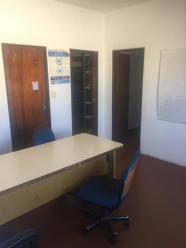 Imagen 4 de 12 de Deposito Y Oficina Listos Para Usar - Moron Sur