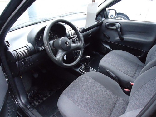 Imagem 6 de 10 de Chevrolet Corsa Sedan Classic 1.0 4p Raridade Ano 2003