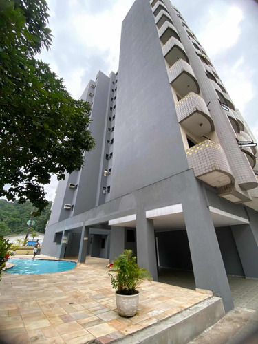 Apartamento Com Sacada - Guarujá