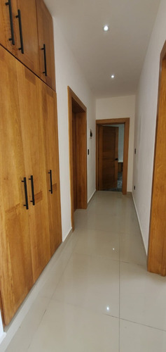 Imagen 4 de 22 de Casa Nueva En Proyecto Cerrado