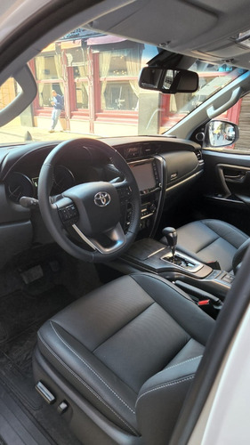 Imagen 12 de 16 de Toyota Sw4 Srx 7a At 2022 0km