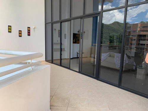 En Venta Moderno Pent House En Resd. Jacaranda En La Trigaleña Alta