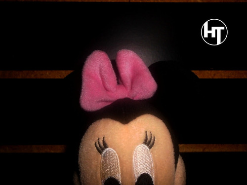 Imagen 4 de 9 de Disney, Mickey Mouse, Minnie Mouse, Peluche, 9 Pulgadas