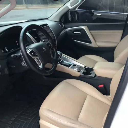 Imagen 3 de 9 de Mitsubishi Montero Sport 4x4 2020