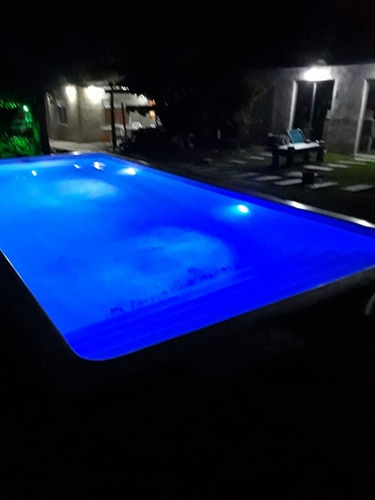 Imagen 4 de 5 de Reparacion En Piscinas Fibra D Vidrio Y Hormig. Bombas Servi