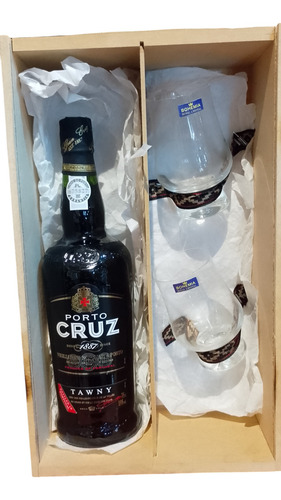 Vino Porto Cruz Ruby + 2 Vasos Cristal En Caja De Madera