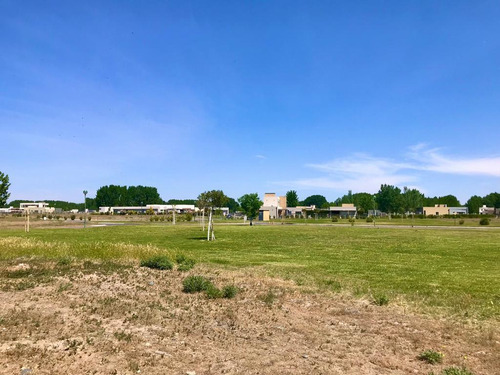 Venta De Casa En Pozo Barrio Privado - Los Canales De Plottier