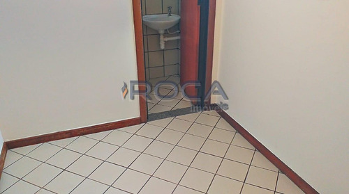 Venda De Apartamentos / Padrão Na Cidade De São Carlos 22101