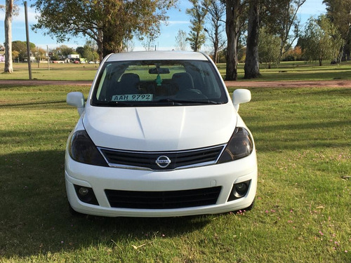 Nissan Tiida 1.8 Advance Sedan Mt 2012