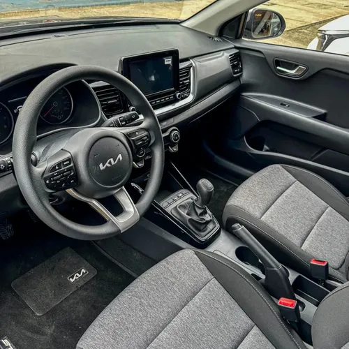 Kia Stonic Sin Pico Y Placa Desire Mecanico