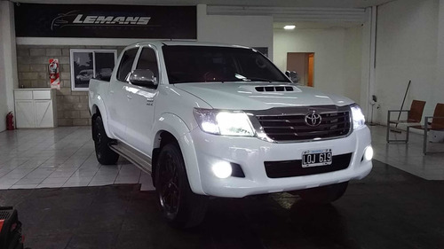 Toyota Hilux 3.0 Cd Srv Cuero I 171cv 4x2 2012