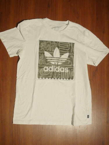 Remera A adidas Originals Talle M Excelente Estado