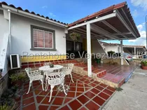 Comprar Dennymar, Vende Casa En Urb Privada, Semi Amoblada, Colocando A Tu Disposición 166mts2 Distribuidos En 3 Hab Amplias, Con A-a Closeth,cocina Empotrada, Tanque Y Otras Bondades, Contáctame B586a8 