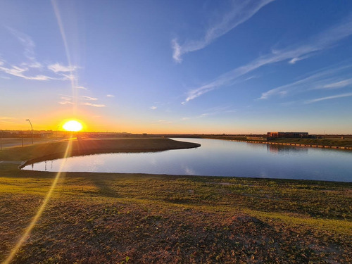 Imagen 1 de 4 de Espectacular Lote Terreno - Costas Al Agua