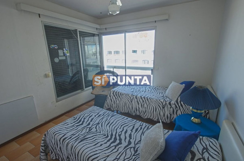 Imagen 24 de 30 de Apartamento En Alquiler - Brava