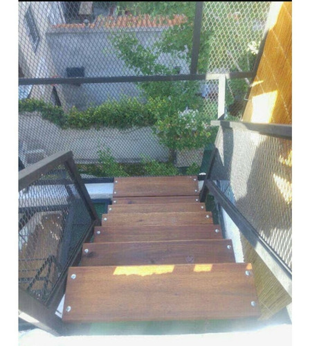 Imagen 3 de 5 de Portones - Escaleras - Herrería