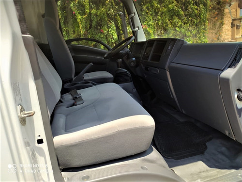 Imagen 7 de 14 de Isuzu Elf 600 K 2017 6 Toneladas