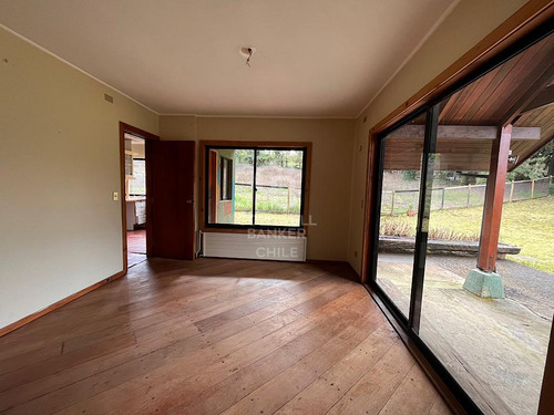 Espectacular Casa En La Unión | Cercana Colegio Alemán.