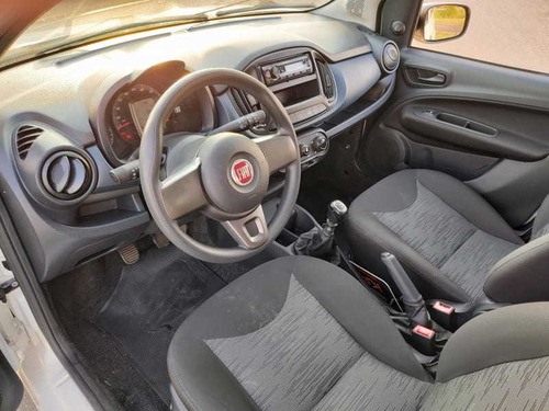 Imagem 12 de 15 de Fiat Uno Attractive 1.0 2019