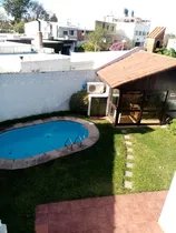 Comprar Nueva En El Mercado Año 1976 Familia Grande O Profesional. . 4 Dorm, Serv 3 Baños, Living, Y Comedor, 2 Estar, Escritorio, Cocina Def, 2 Estufas A Leña,  Gge 4  Piscina Termica, Barbacoa. 7 A\u002Fa.