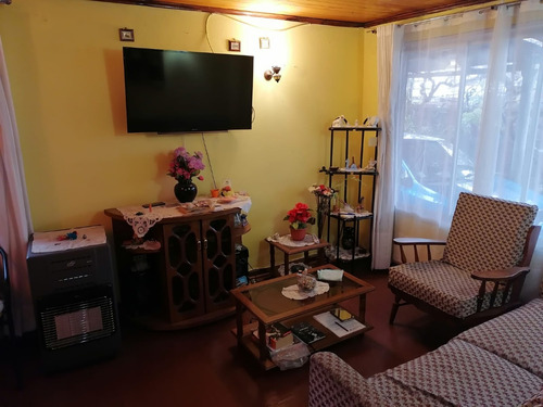 Casa Sin Deuda En Sector Consolidado De La Comuna.