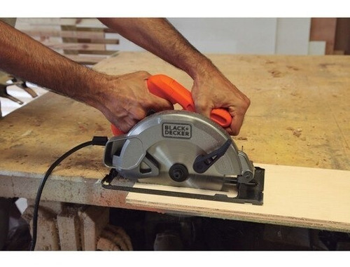 Sierra Circular Black + Decker Cs1004 Voltaje 220v Color Naranja Frecuencia 50