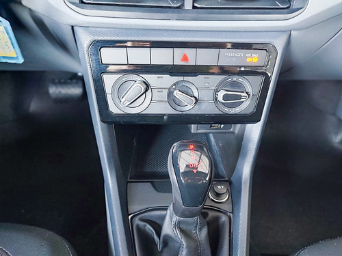 Volkswagen T-Cross 1.0 200 TSI TOTAL FLEX AUTOMÁTICO