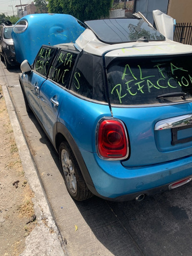 Imagen 2 de 11 de Mini Cooper 3 Cil Turbo 4 Puertas 2016. Solo Por Partes Desa